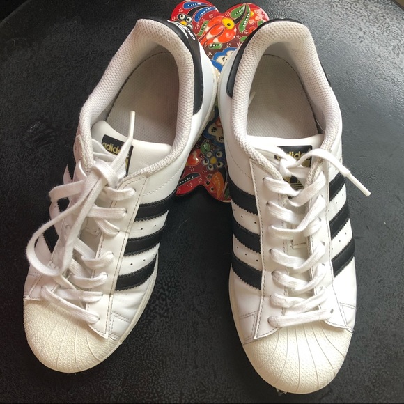 Aidas Sneakers - Picture 12 of 12